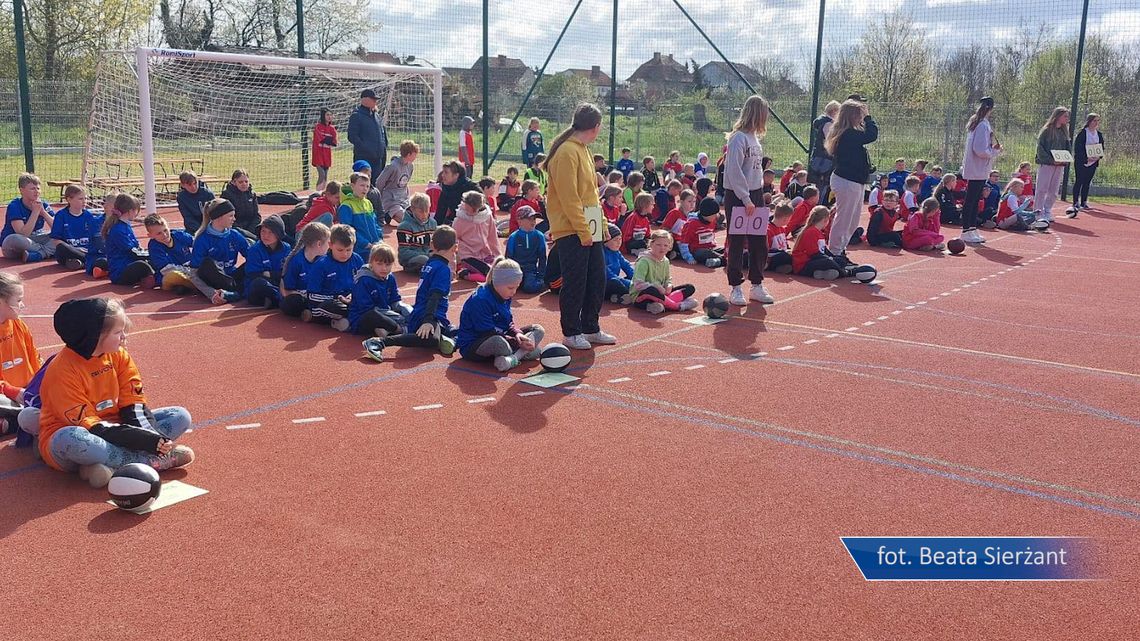 "Wyścig po zdrowie" - zawody sportowe w Kunowicach "Wyścig po zdrowie" - zawody sportowe w Kunowicach