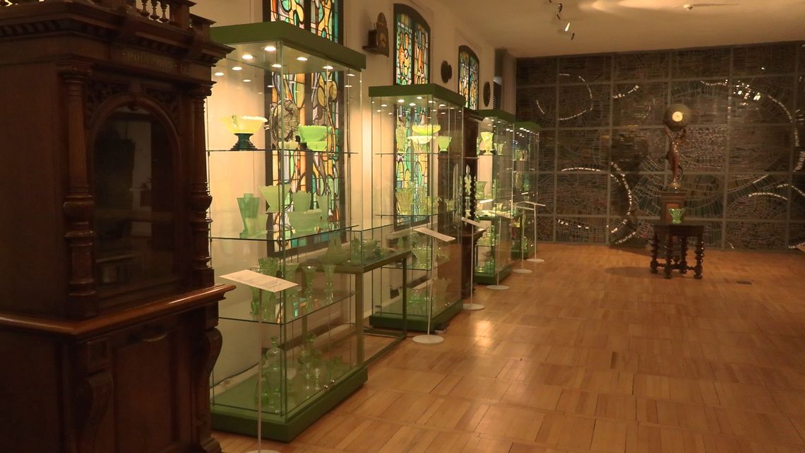 Wystawa Szkła Uranowego w Muzeum Ziemi Lubuskiej w Zielonej Górze