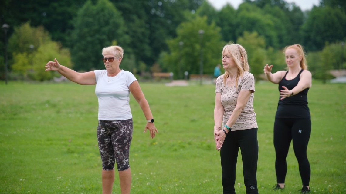 Zajęcia fitness na świebodzińskich Błoniach