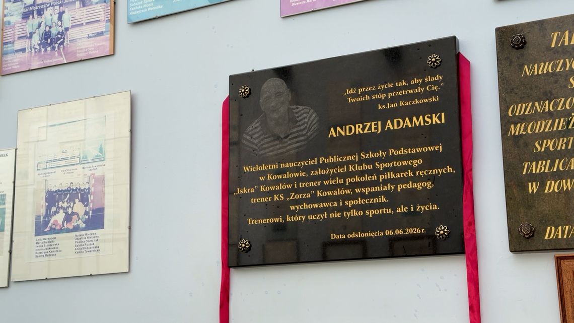 Zorza Kowalów świętowała 80-lecie. Wspomnienia, wzruszenia i mecz o wielką stawkę Zorza Kowalów świętowała 80-lecie. Wspomnienia, wzruszenia i mecz o wielką stawkę