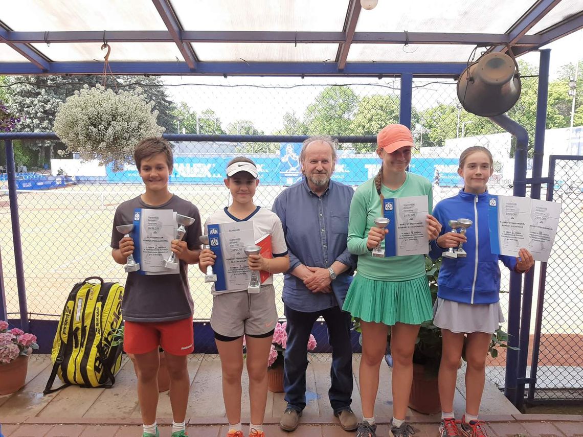 Zwycięstwo i drugie miejsce Dominiki Podhajeckiej!